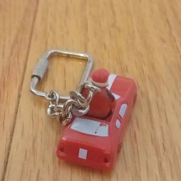 Vintage Japan RaceCar Driver Red Sports Car‎  Keychain W/ Carabiner - Picture 5 of 8